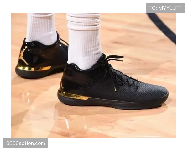 孙一文真是人如其名，场上刚猛场下居然爱收藏限量球鞋，这差距让人服气！